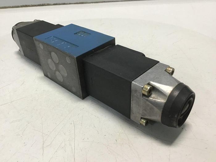 Used MANNESMANN REXROTH Valve 4WE6E53/AG24NZ4 USED