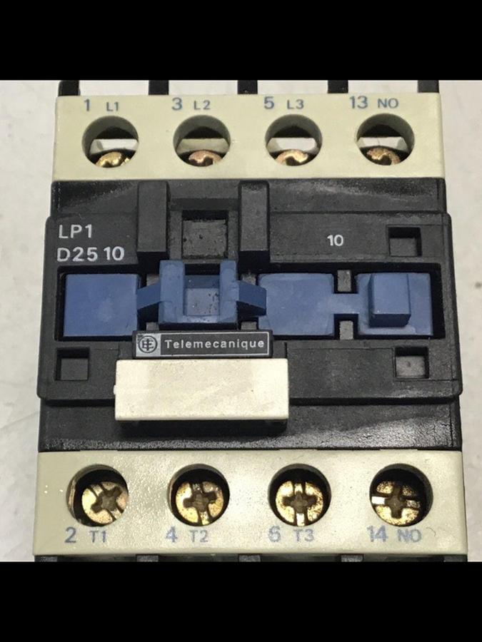 Used TELEMECANIQUE Contactor LP1D2510 Used