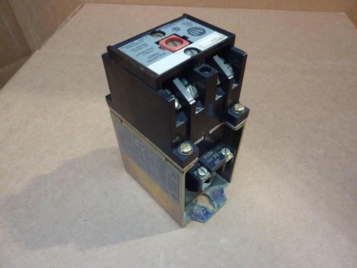 Used ALLEN BRADLEY DC Relay 700DC-P400Z24 SER A #39177