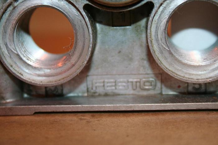 Used FESTO End Plate Manifold IEPR-04-D1 Used