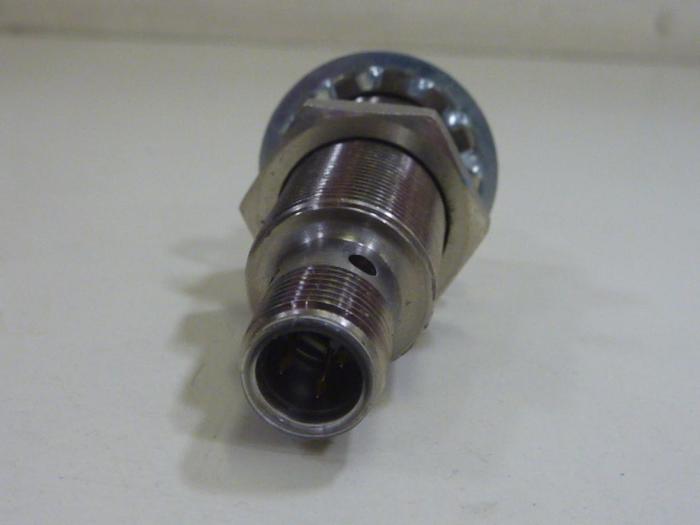 Used PEPPERL & FUCHS Inductive Sensor NBB5-18GM50-E2-V1 #62629