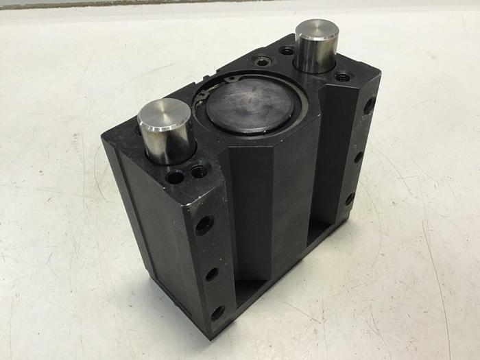 Used PARKER Cylinder SST63-751T-A #140107