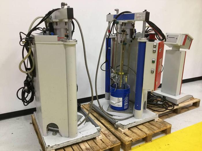 Used 2KM Metering and Mixing System PCM 922 Used