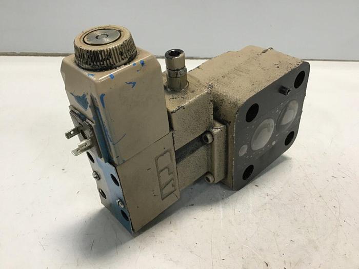 Used VICKERS Valve CG5060AFMUHL7110 #134280