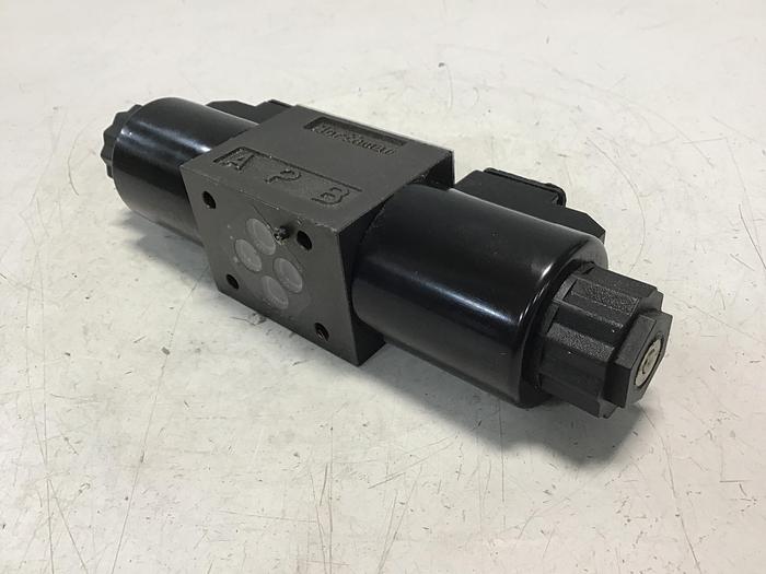 Used NORTHMAN SWH-G02-C2-D24-20 Valve Used #139815