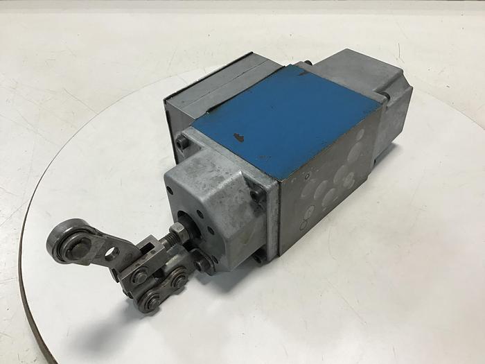 Used MANNESMANN REXROTH 54WMRA10D32YBW Solenoid Valve Used #145406