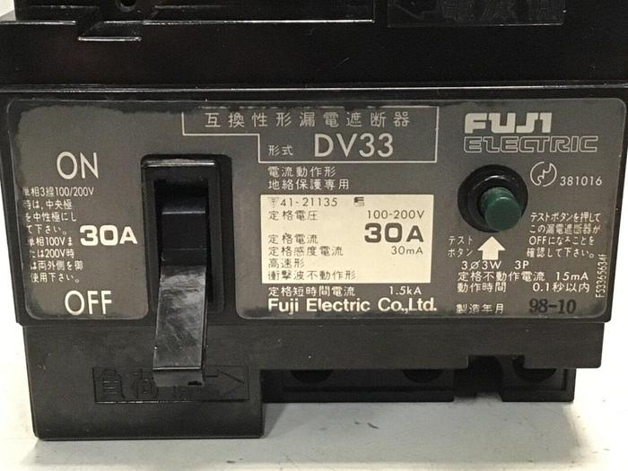 Used FUJI ELECTRIC 30 Amp Circuit Breaker DV33-30 #119819