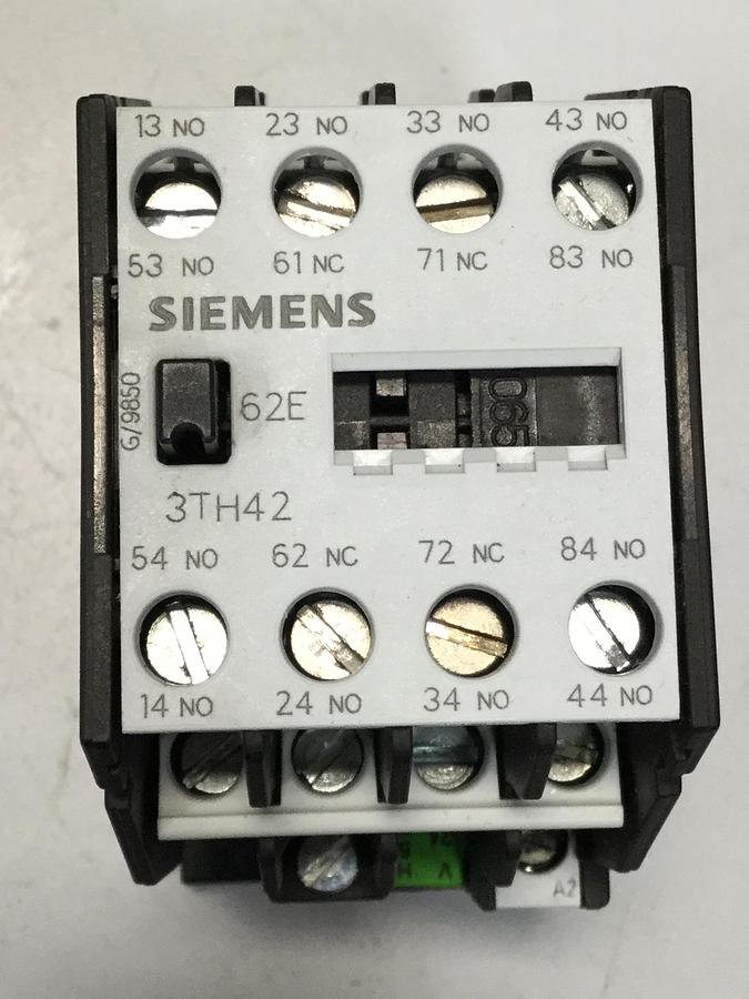 Used SIEMENS Contactor Relay 3TH4262-0A USED