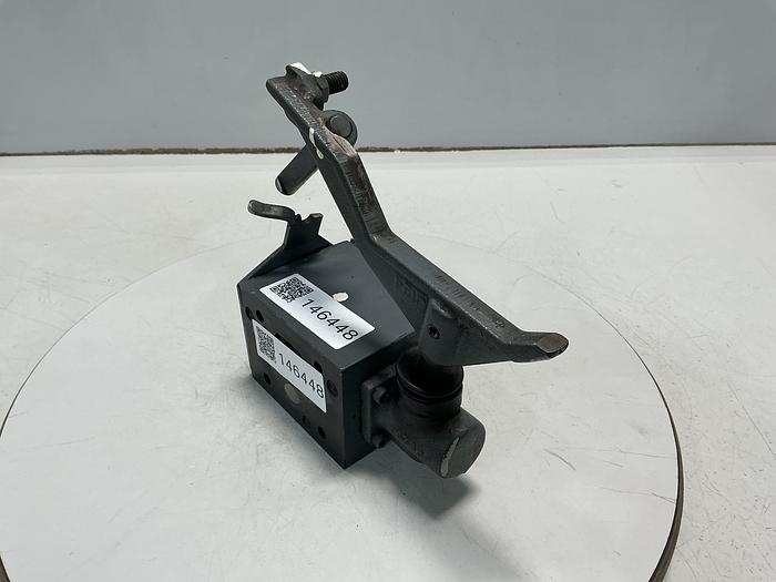 Used PARKER D3ML4BN10X4384