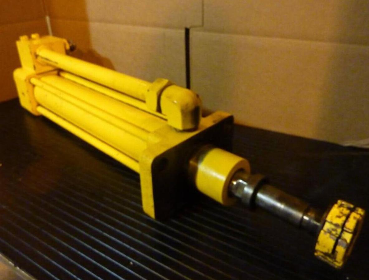 Used KAWAGUCHI Hydraulic Clamp Cylinder 45480 USED