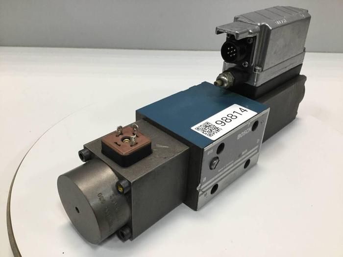 Used BOSCH SERVO Proportional Valve 0 811 404 775 USED