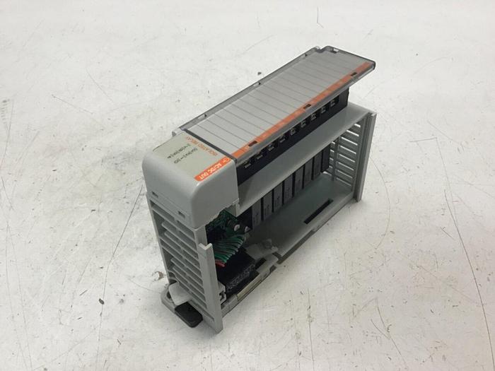 Used ALLEN BRADLEY Module 1769-OW8I SER B Used