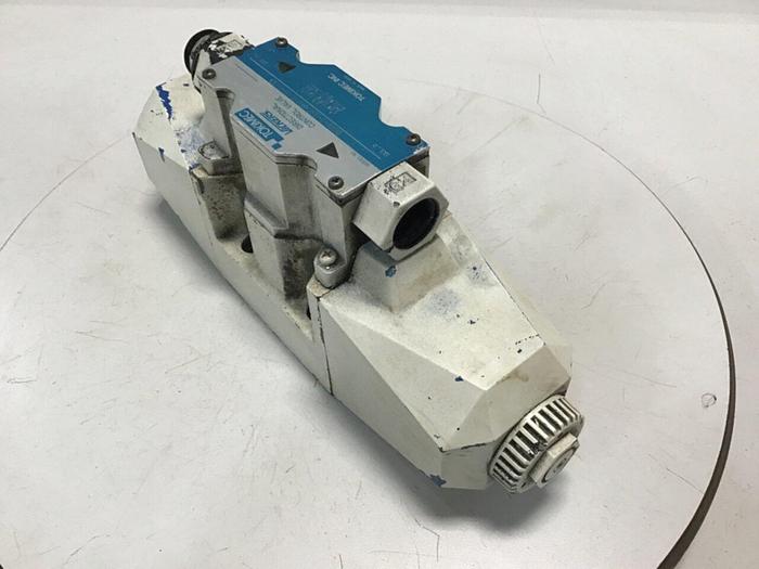 Used VICKERS Directional Control Valve DG4V533CMP7LH630 #134378
