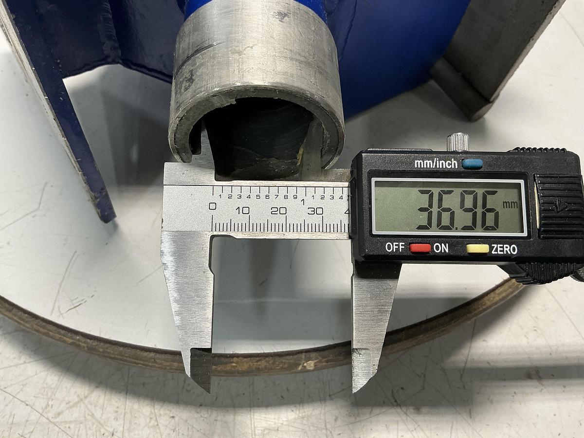 Used NO MAKE NAME NO MODEL NUMBER / NO TAG