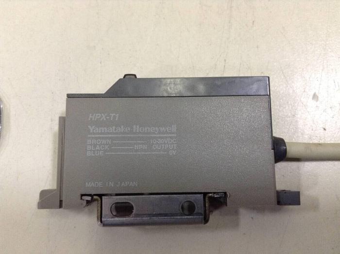 Used YAMATAKE Photoelectric Sensor HPX-T1 #73753