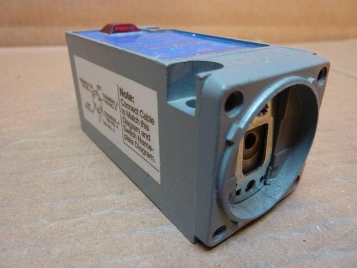 Used CUTLER HAMMER Limit Switch E50SAL6PC-W #23160