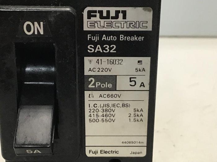 Used FUJI ELECTRIC 5 Amp Circuit Breaker SA32-5 #119813