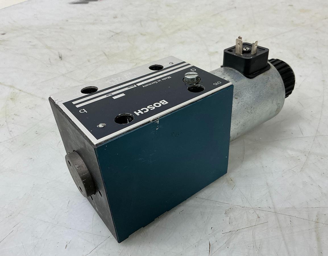 Used BOSCH 0 810 001 825