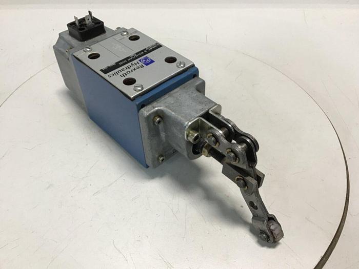 Used REXROTH Valve 54WMRC10X7032YAWSO123 Used