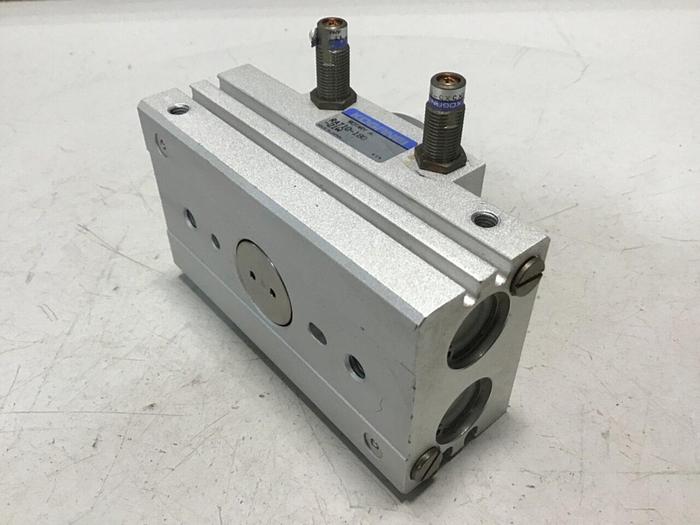 Used KOGANEI Rotary Actuator RAT10-180-SS2-21W #121022