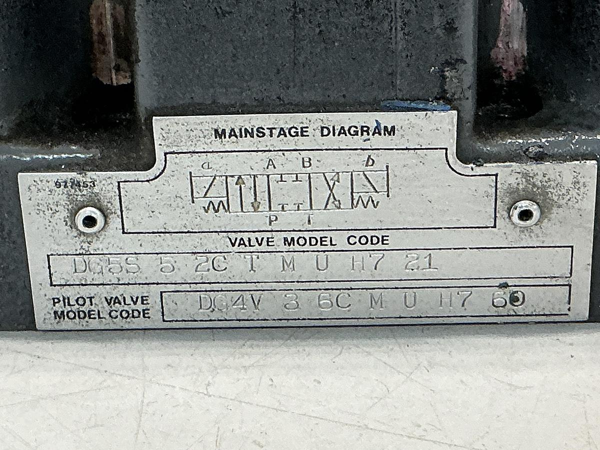 Used VICKERS DG5S 5 2C T M U H7 21