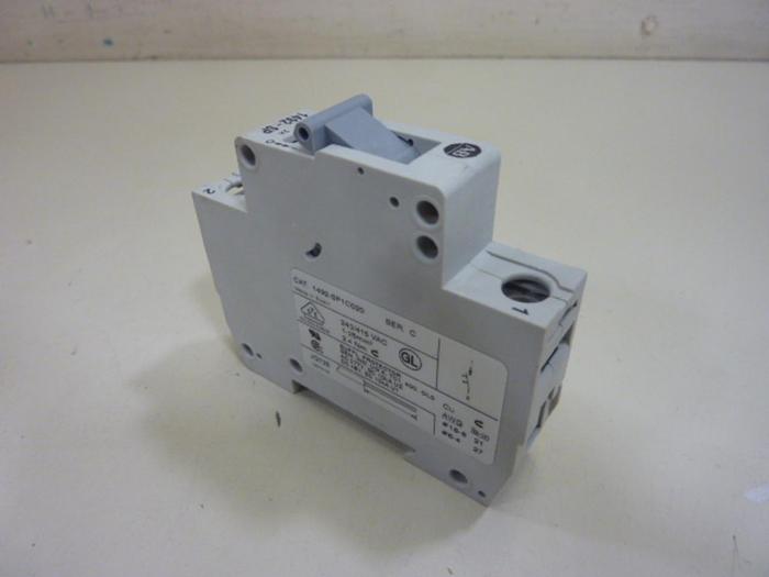 Used ALLEN BRADLEY 2 Amp Circuit Breaker 1492-SP1C020 SER C #103971