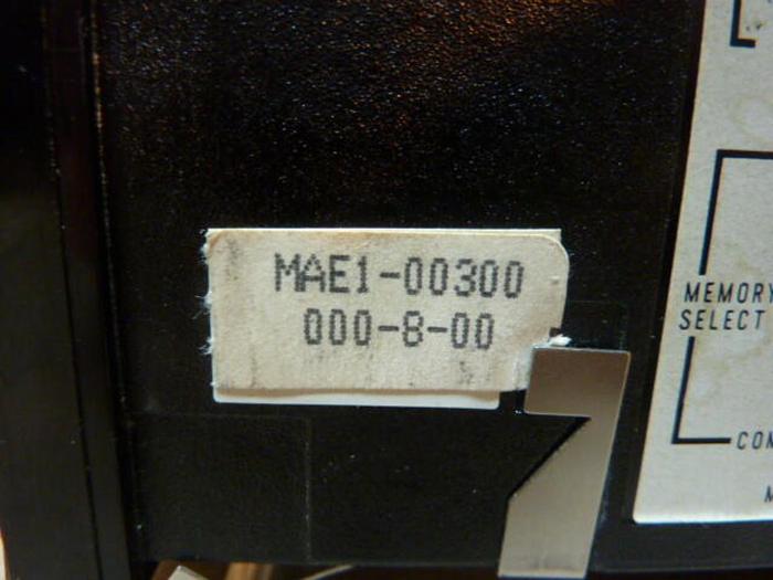 Used BARBER COLMAN Temperature Control MAE1-00300-000-8-00 #100156