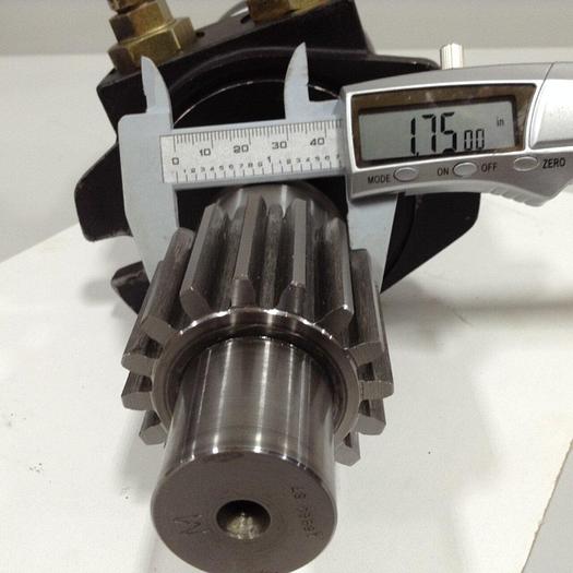 Used PARKER Die Height Adjustment Hydraulic Motor 060-220-AYTT-01-F USED