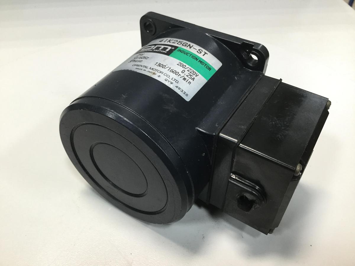 Used ORIENTAL MOTOR Induction Motor 4IK25GN-ST USED