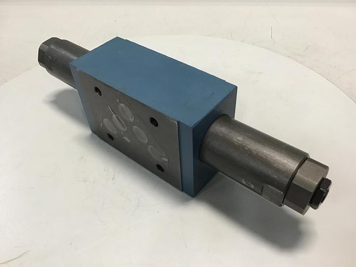 Used BOSCH 0 811 101 267 Valve Used #144612