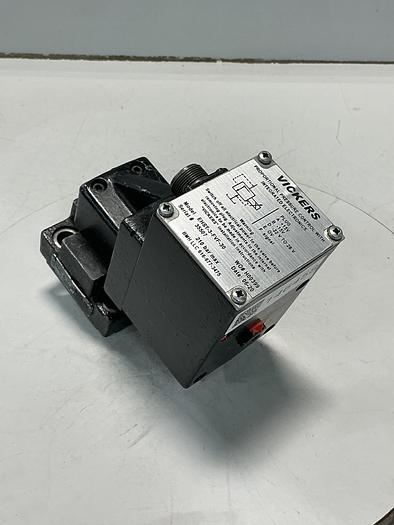 Used VICKERS EHST-3-FVF-30