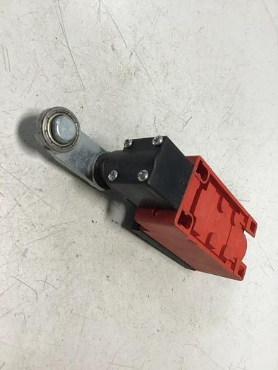 Used BERNSTEIN Limit Switch I88-E2 AHS28 #121223