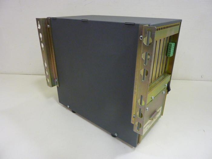 Used CUTLER HAMMER Industrial Computer D725SVP76462WNT #49556