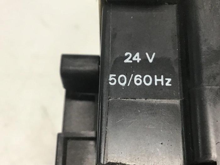 Used TELEMECANIQUE Contactor LC1D80004 #124698
