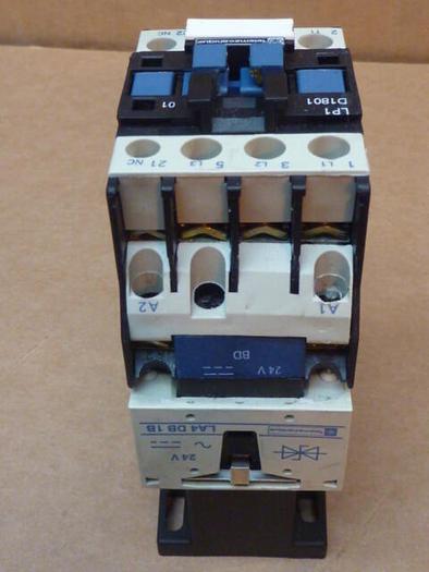 Used TELEMECANIQUE Reversing Contactor LP2D1801 #31796