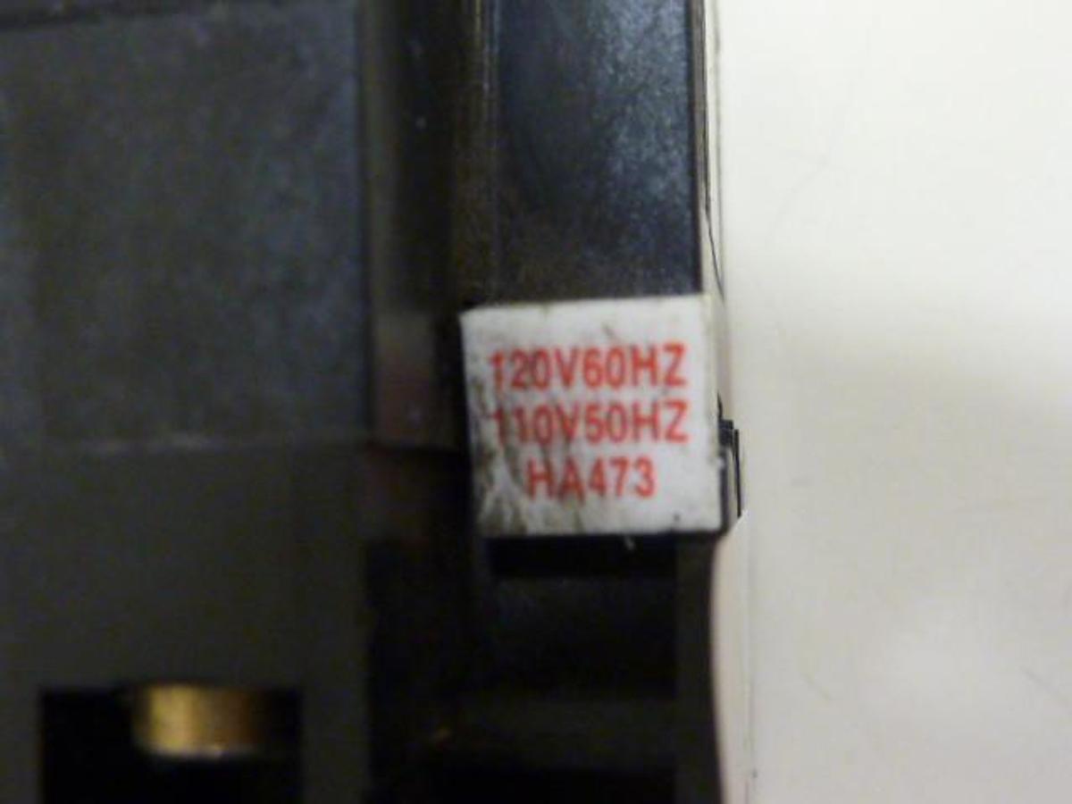 Used ALLEN BRADLEY Contactor 100-A09ND3 SER B Used