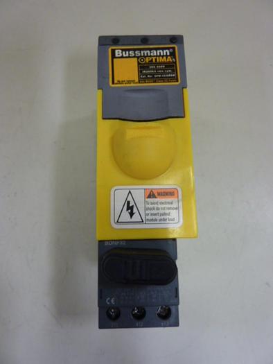 Used BUSSMANN 30 Amp Fuse Block OPM-1038RSW #58683