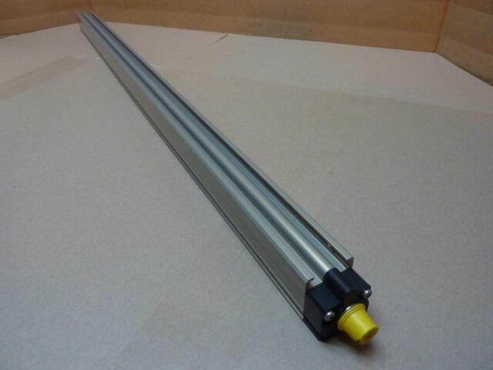 BALLUFF Linear Transducer BTL-2-P1-0762-F-S32 USED