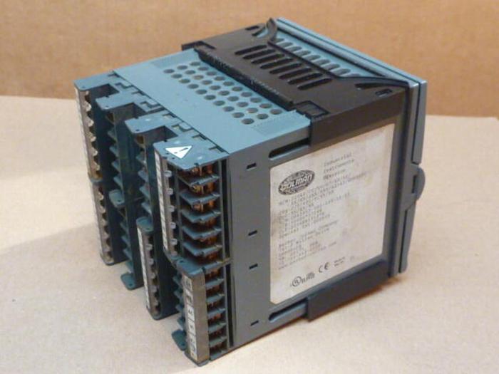 Used BARBER COLMAN Controller 2204E/CC/VH/H7/XX/XX/XX/XX/2XX/XXX/AX143/EU055S/ #33183