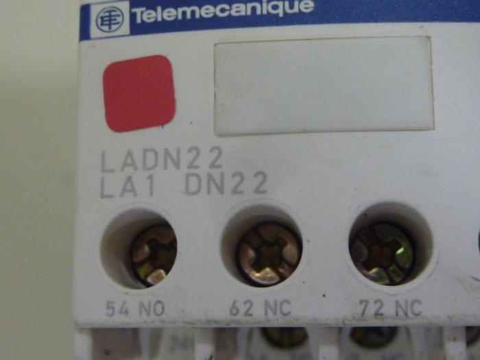 Used TELEMECANIQUE Contactor LC1D09REQ3826G15 #66598