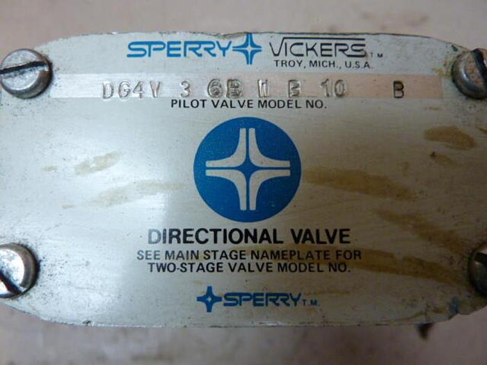 Used VICKERS Valve DG5S4 041B X E R WB 40 5301 #30390
