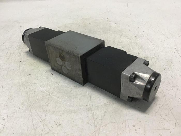 Used REXROTH Valve 4WE6E51/AG24N9K4V #140364