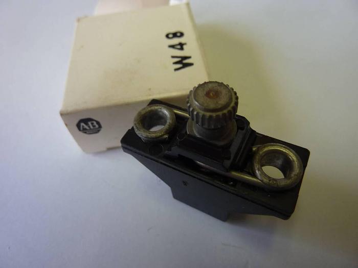 Used ALLEN BRADLEY Heater Element W48 #11922