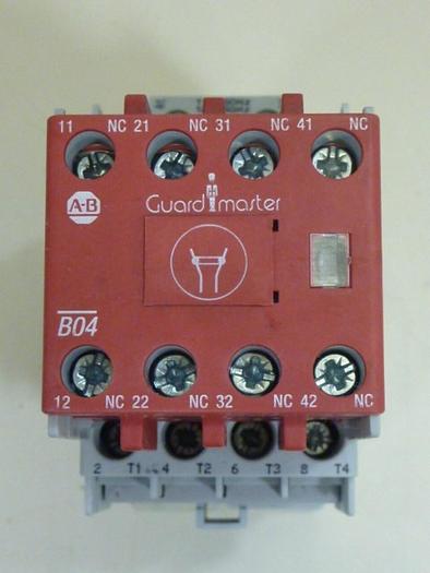 Used ALLEN BRADLEY Contactor 100S-C09D404C SER A #63623