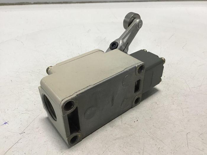 Used OMRON Limit Switch WLCA2 Used