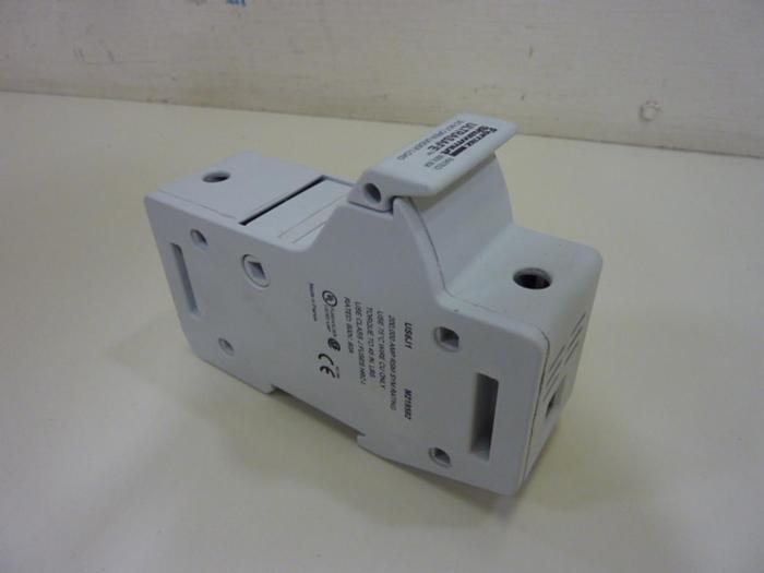 Used FERRAZ SHAWMUT 60 Amp Fuse Holder US6J1 #57103