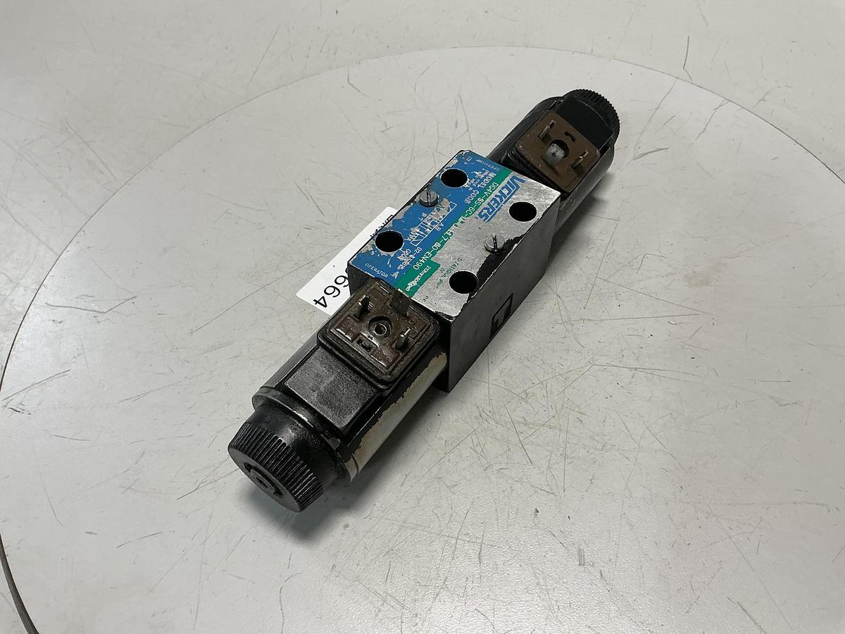 Used VICKERS DG4V-3S-6C-M-U-HL7-60-EN490