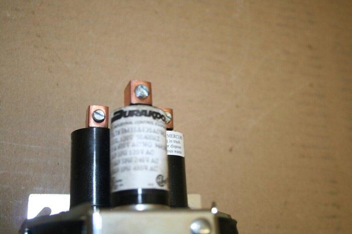 Used DURAKOOL Contactor Relay 2M35A120AOWG Used