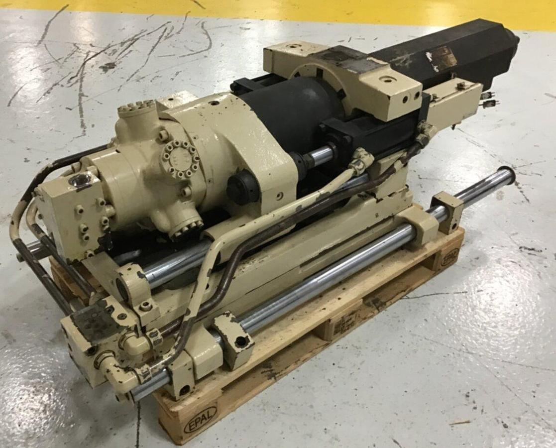 Used CINCINNATI MILACRON 10 Oz Injection Unit VT110-10 USED 