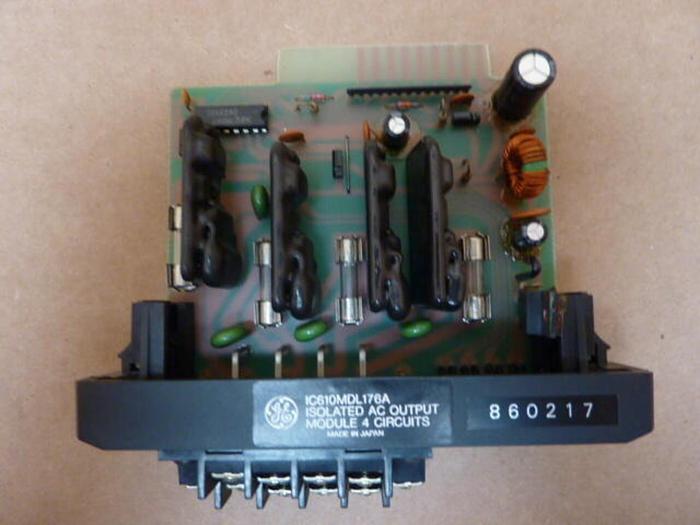 Used GENERAL ELECTRIC / GE AC Output Module IC610MDL176A #27647